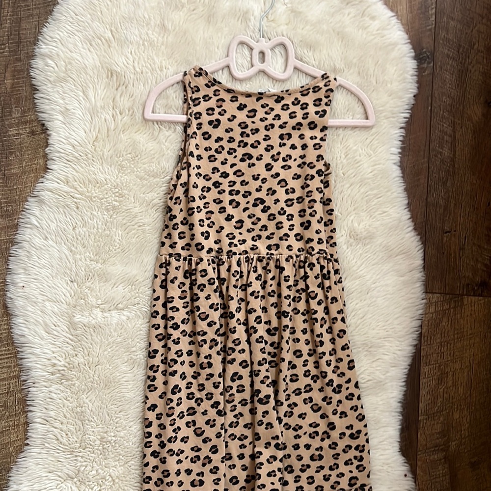 Little girls cheetah print dress size 6/7.